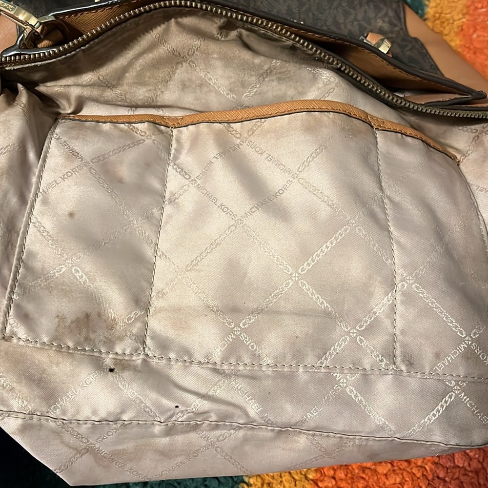 NEEDS WORK, Michael Kors Bag with Detachable Crossbody Strap and Dust Bag - Picture 9 of 15
